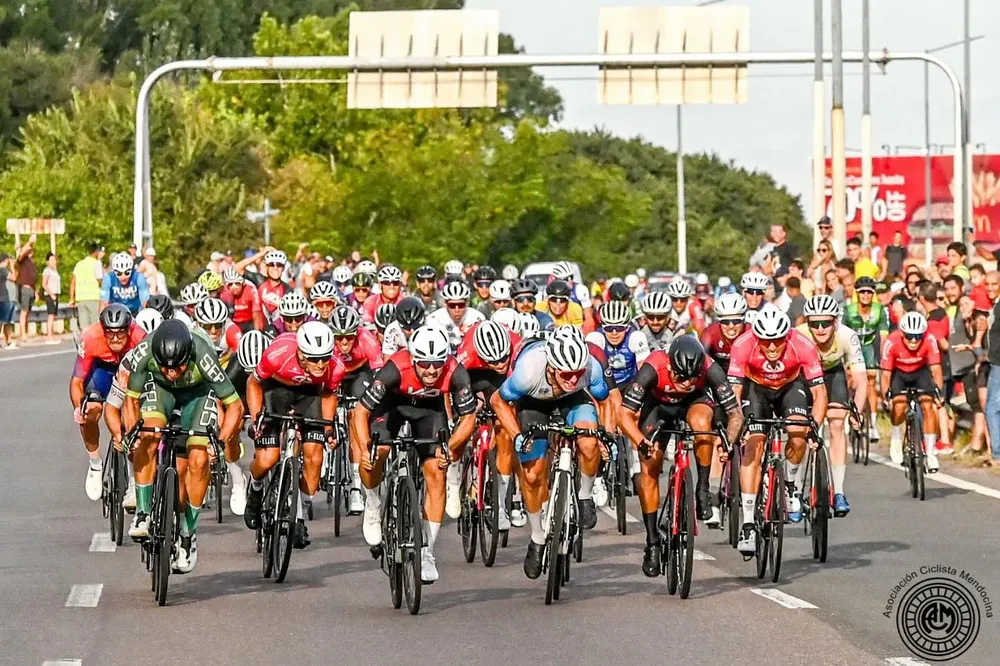 572690487_18327865117215297_3188507031660916482_n