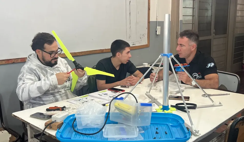 Captura de Pantalla 2025-11-18 a la(s) 16.23.14