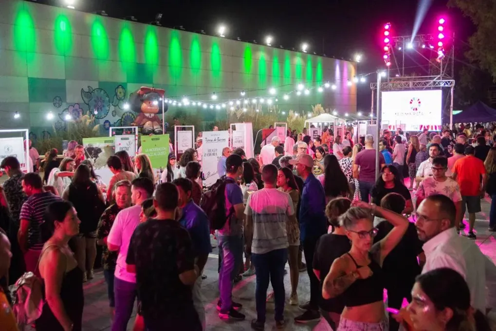 WhatsApp Image 2025-12-03 at 11.04.15 PM (1)